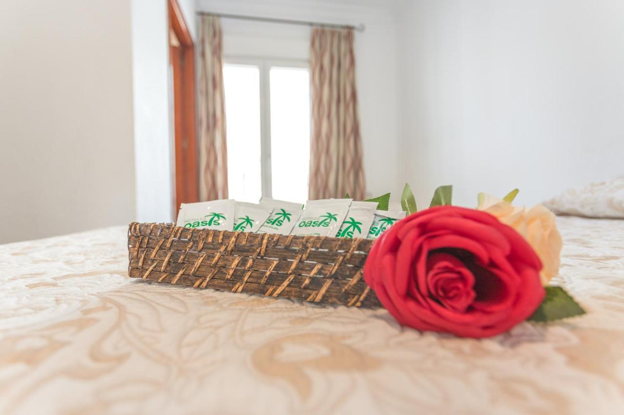 Hotel Oasis Conil de la Frontera Kültér fotó