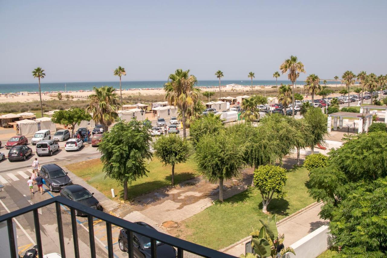 Hotel Oasis Conil de la Frontera Kültér fotó